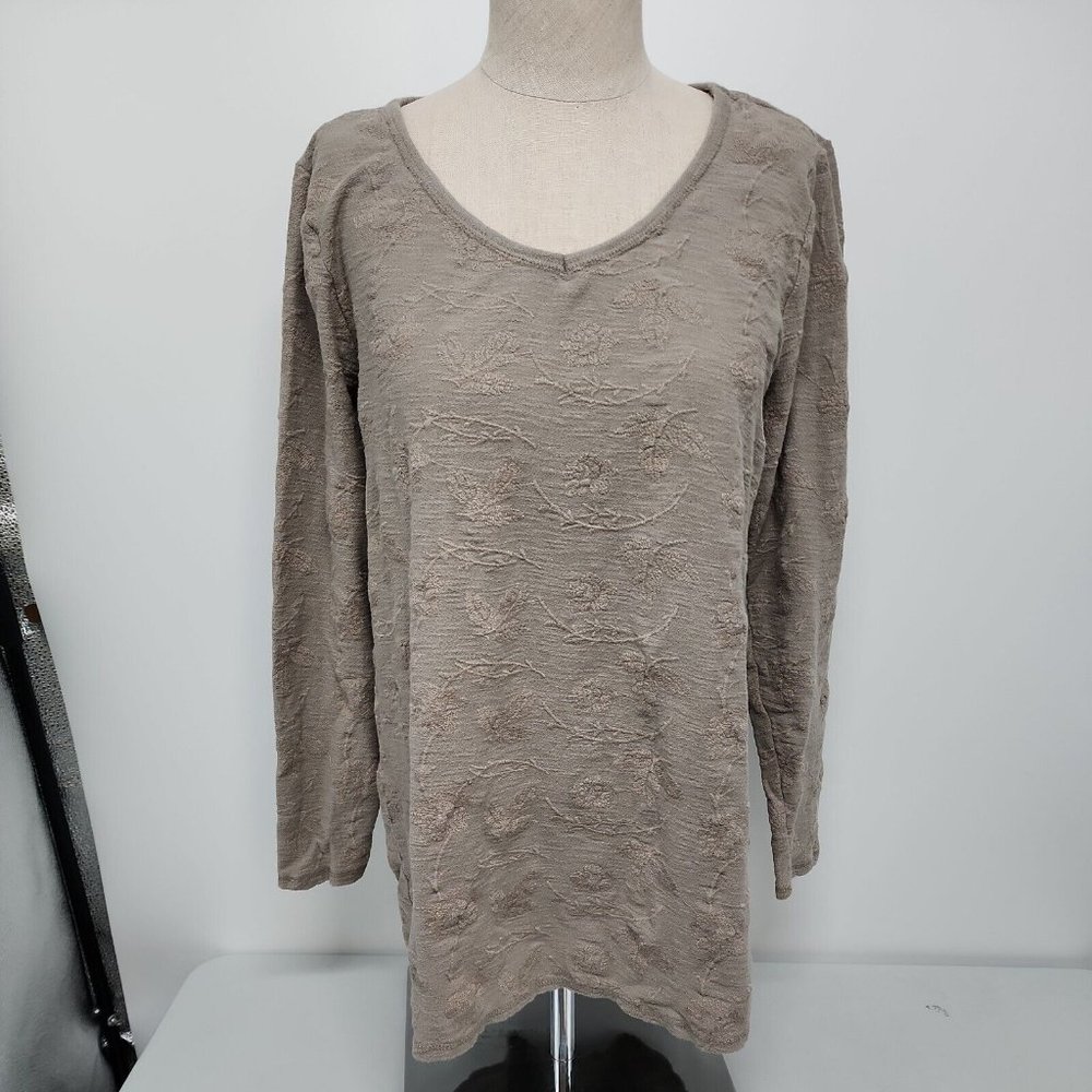SOFT SURROUNDINGS Size Medium gray embroidered relaxed knit tunic shirt blouse